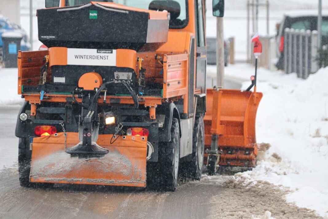 Zimowe utrzymanie dróg w Krośnie - telefony interwencyjne