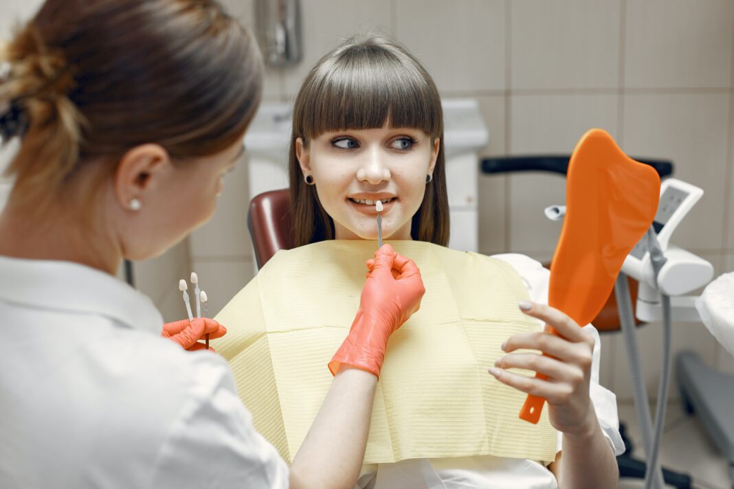 Jak często twoje dziecko powinno odwiedzać stomatologa?